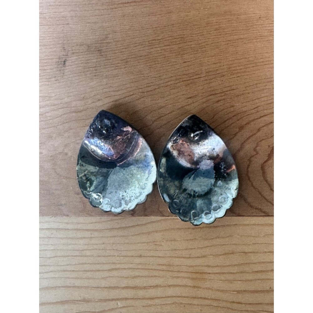 Taxco Sterling Silver Pink Shell Teardrop Earrings With Stamped Design - Picture 4 of 7